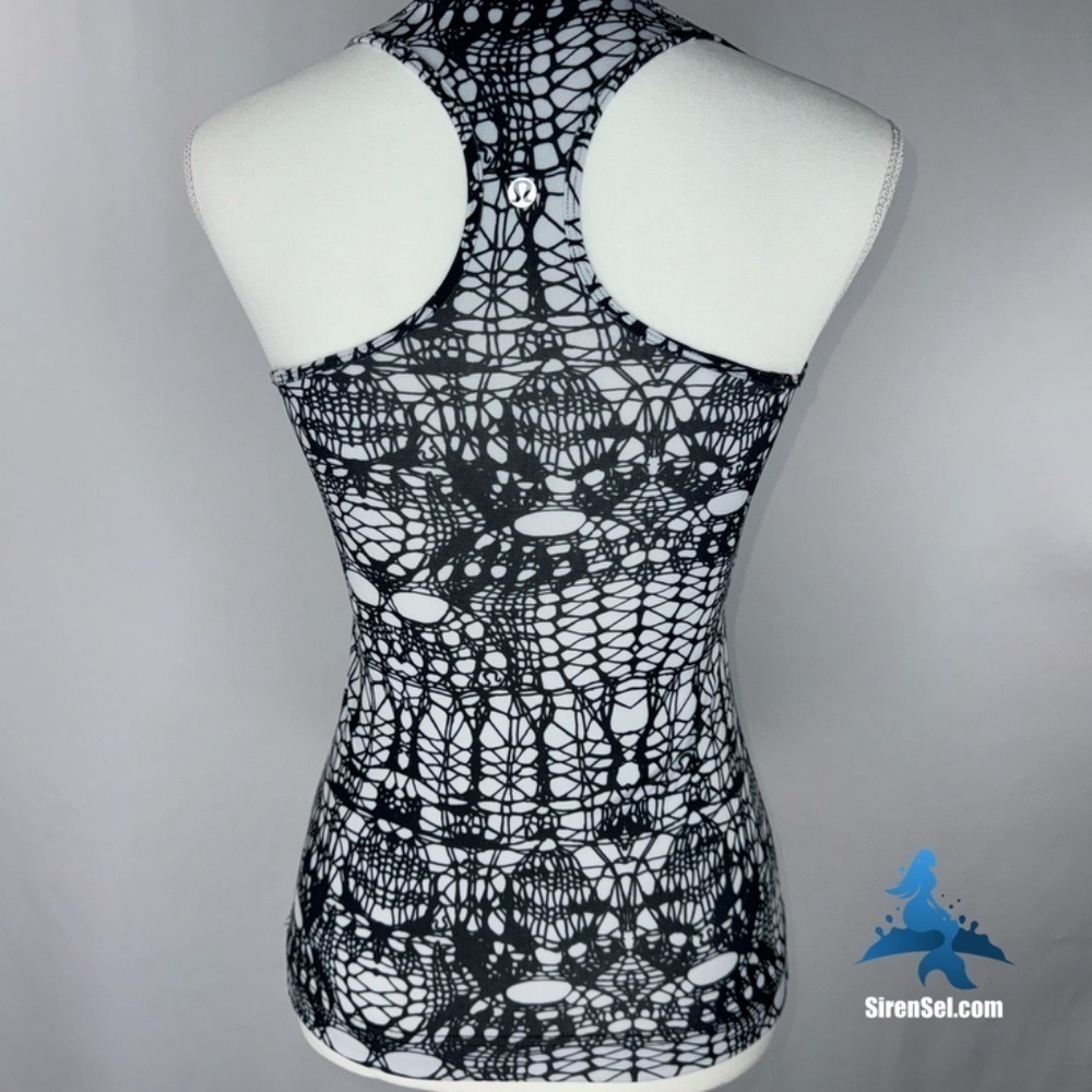 1057 lululemon Cool Racerback - Size 2 - White Black Glacier Lace - Picture 6 of 13